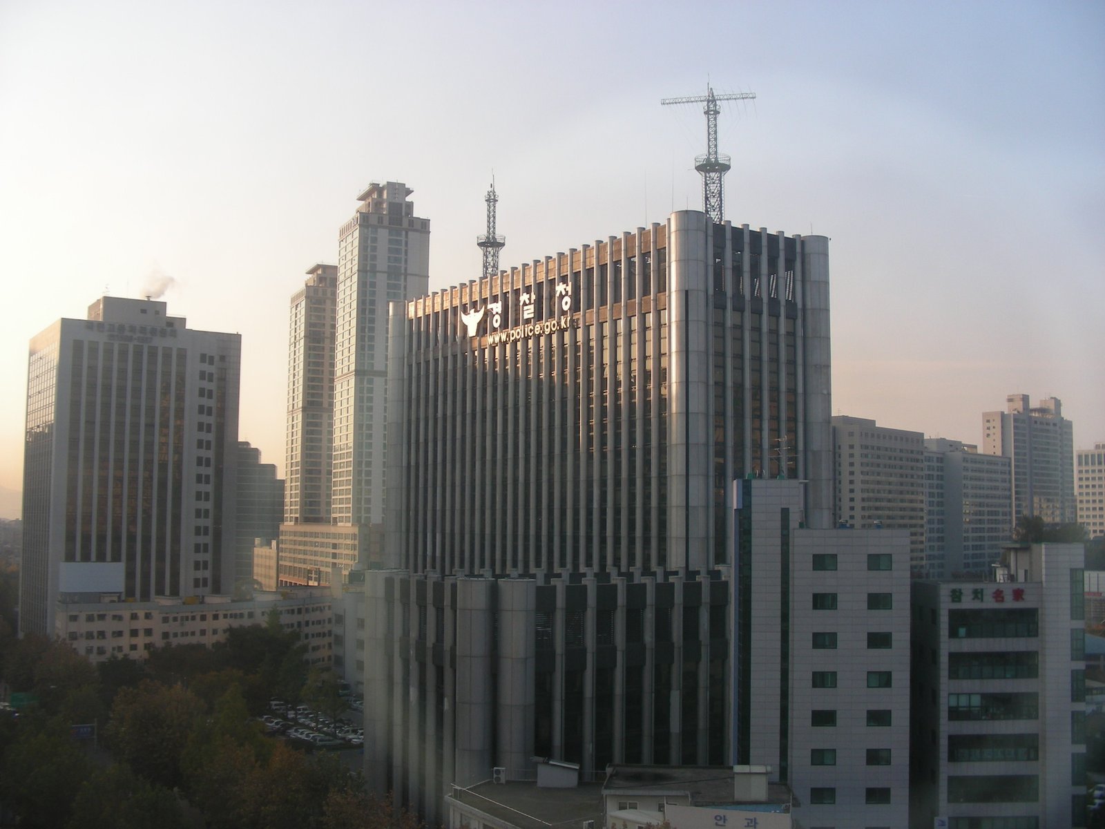 서울 서대문구 경찰청 청사 외관