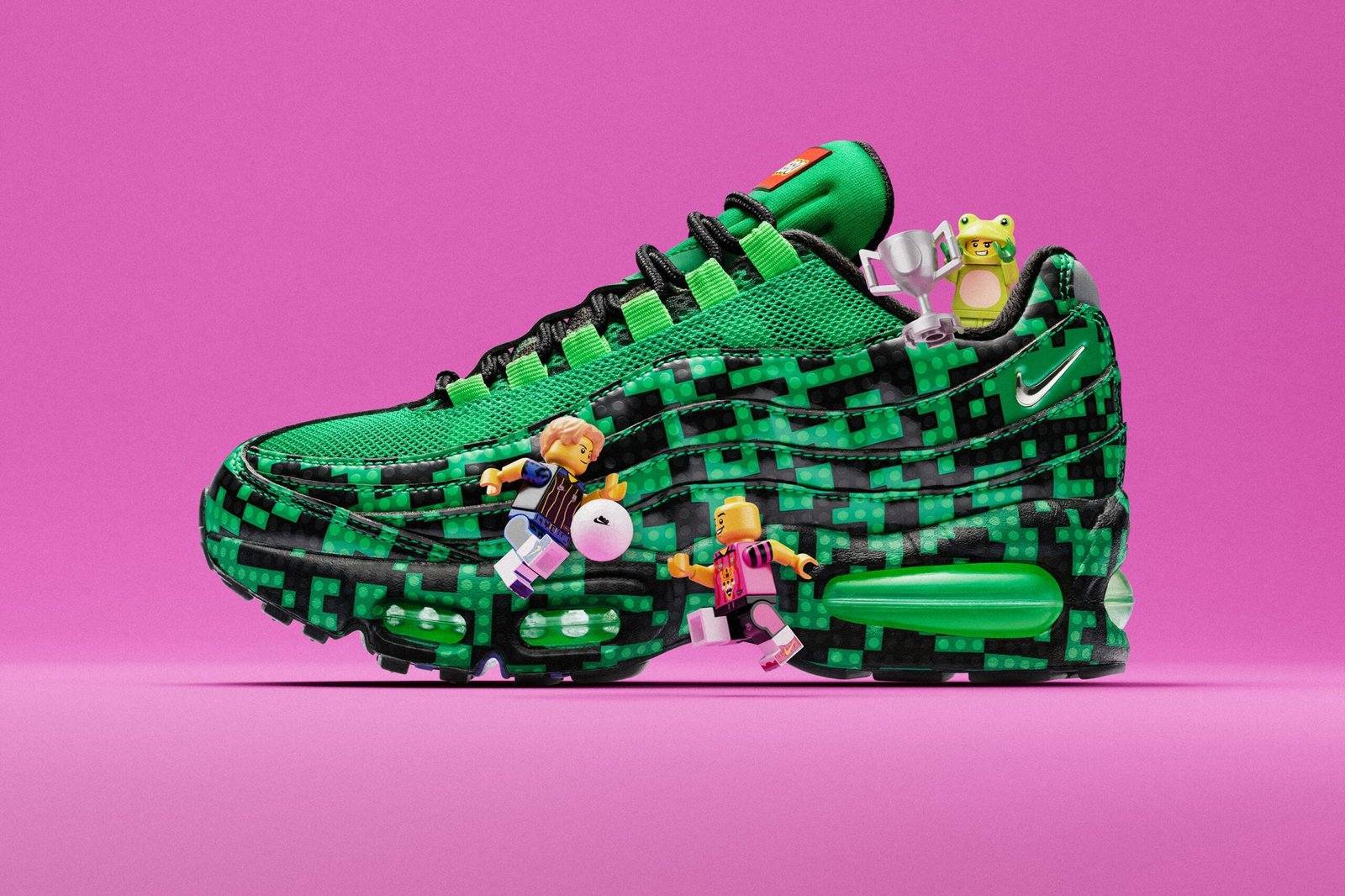 Nike Football x LEGO Air Max 95