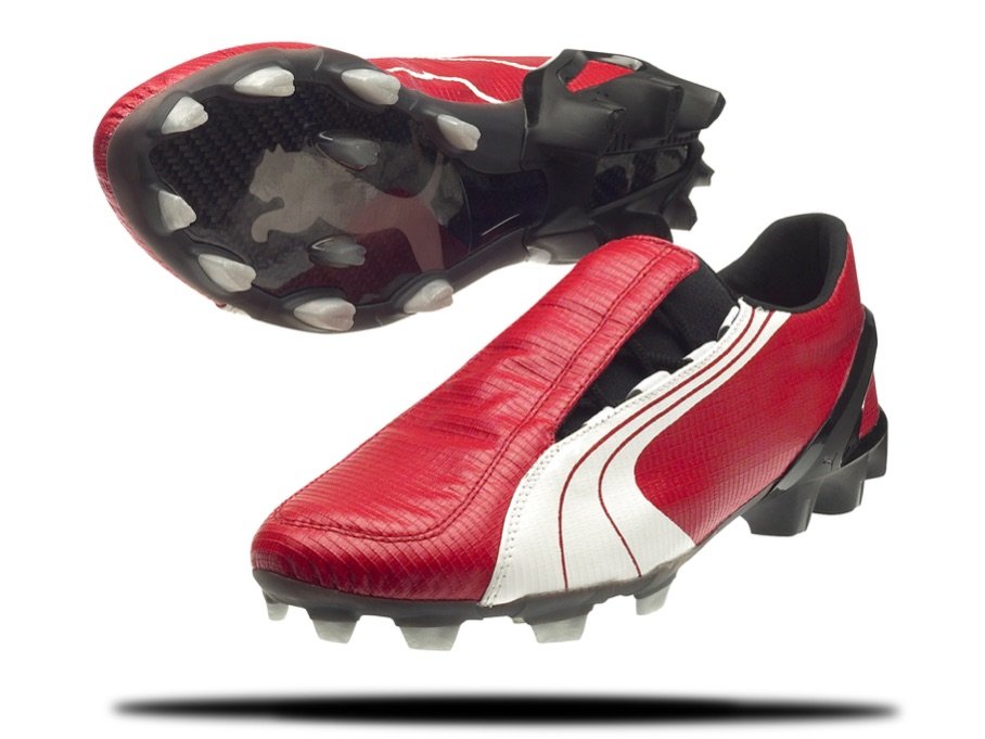 PUMA v1.06 축구화