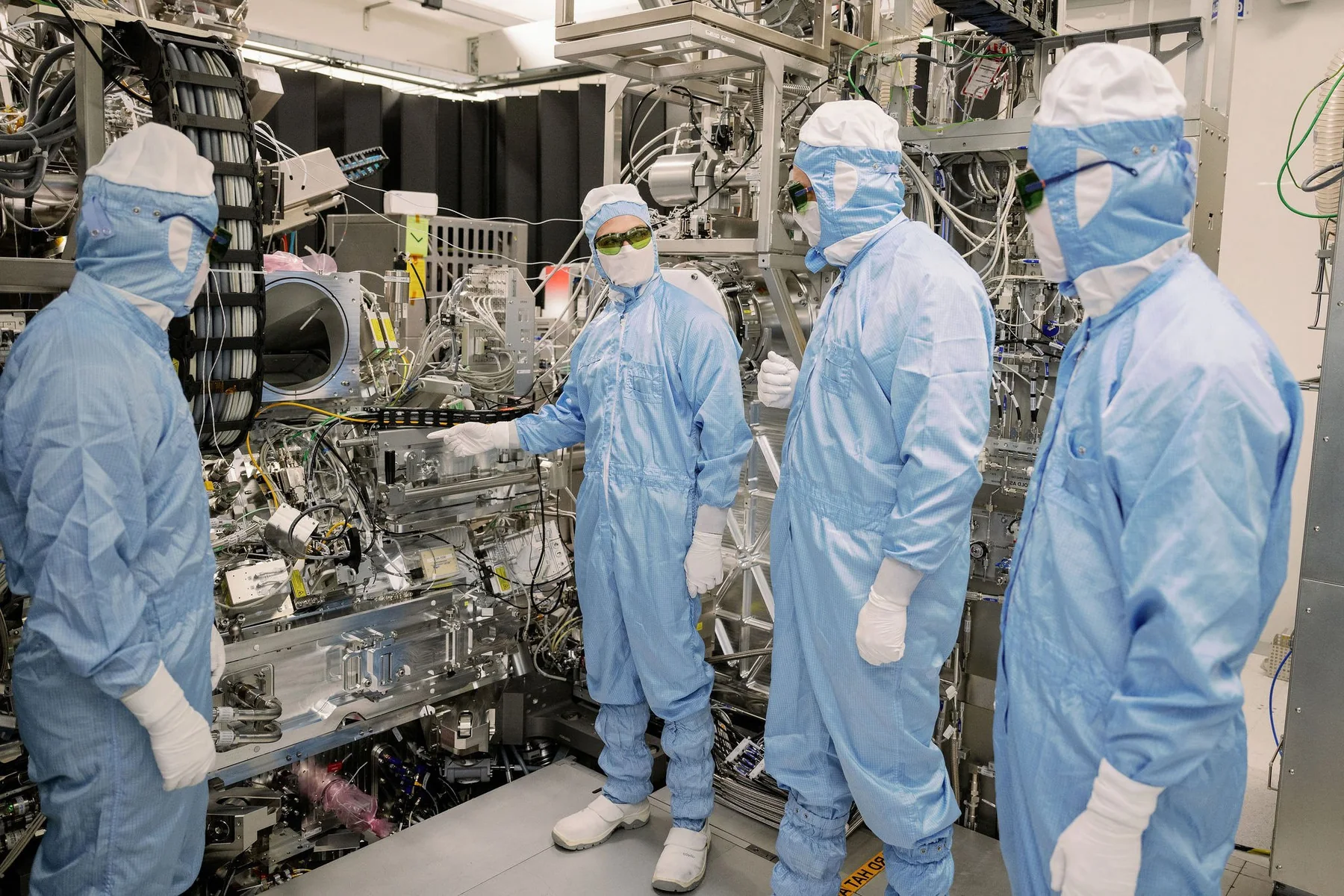 ASML 클린룸과 노광 시스템